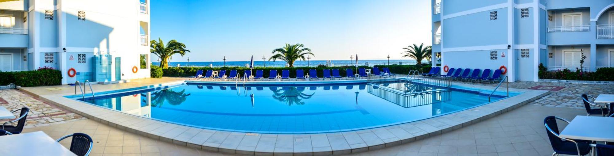 Meridien Beach Hotel Argászi Kültér fotó